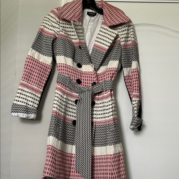 bebe Red and Black Patterned Trench Coat - Picture 4 of 5